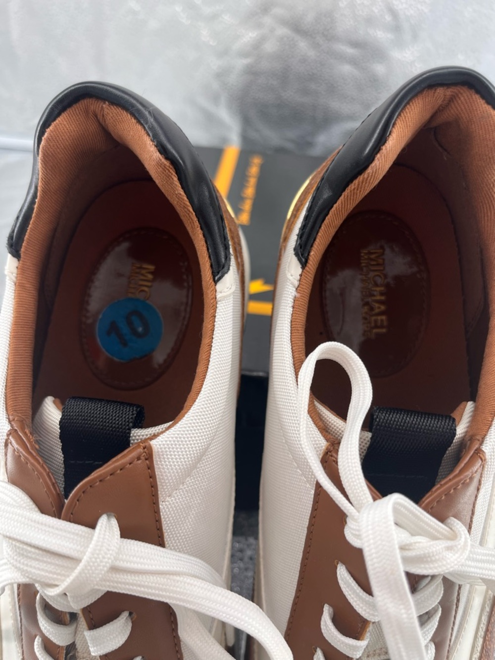 Michael Kors Women's Mariah Tan &White Trainers Platform Sneakers Size 10M - Picture 7 of 12